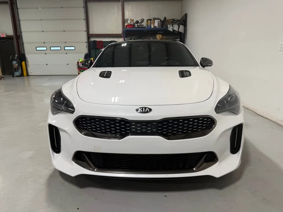2019 Kia Stinger GT - Image 9 of 18