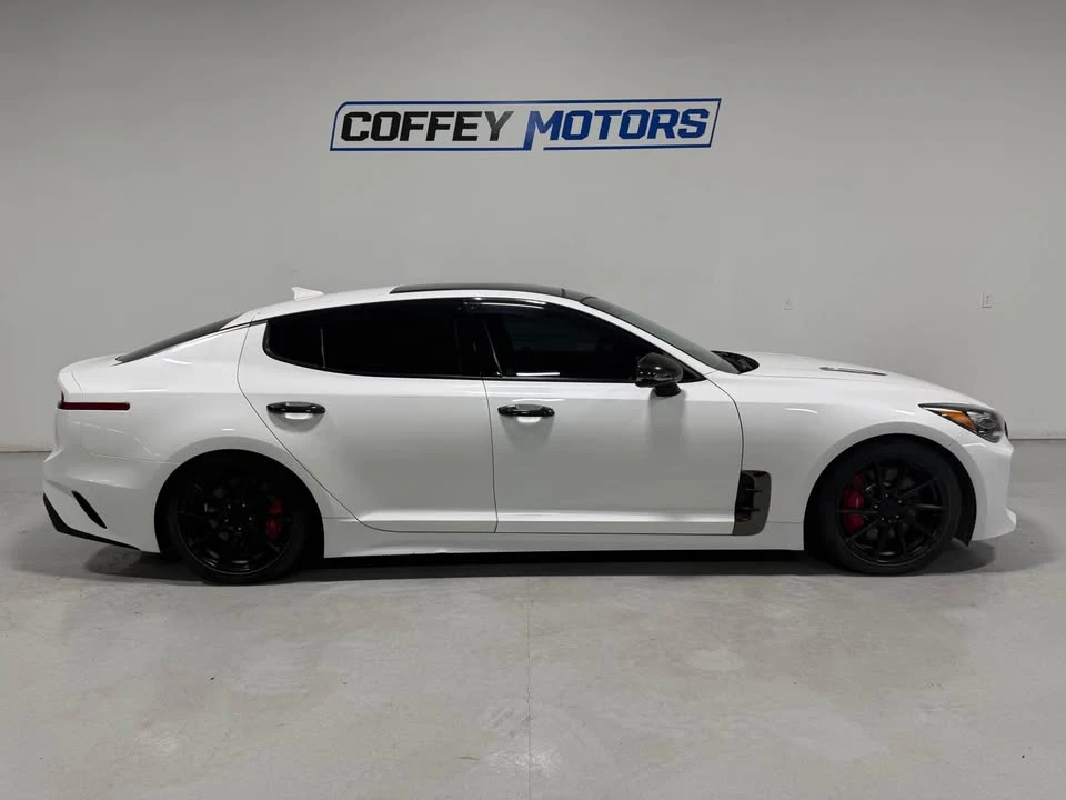 2019 Kia Stinger GT - Image 7 of 18