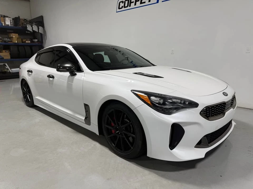 2019 Kia Stinger GT - Image 8 of 18