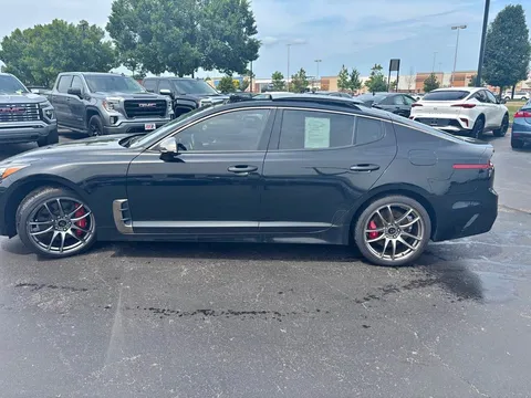2019 Kia Stinger GT2