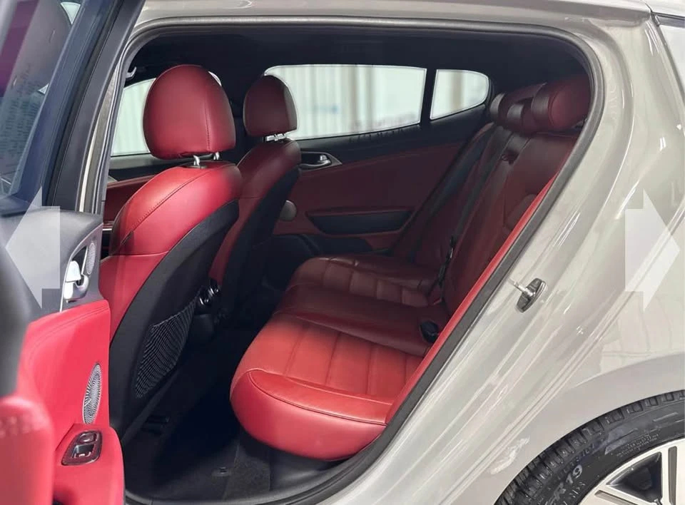 2019 Kia Stinger GT - Image 5 of 7