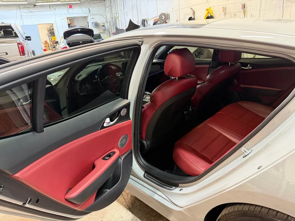 2019 Kia Stinger GT - Image 12 of 20