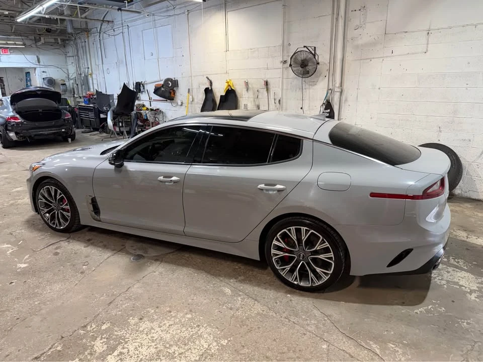 2019 Kia Stinger GT - Image 8 of 20