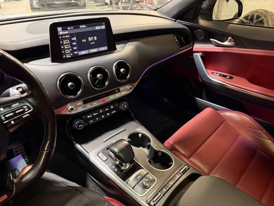 2019 Kia Stinger GT - Image 18 of 20