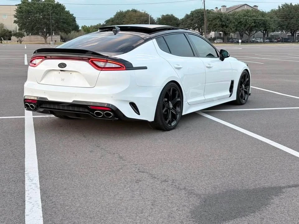 2019 Kia Stinger GT - Image 5 of 19