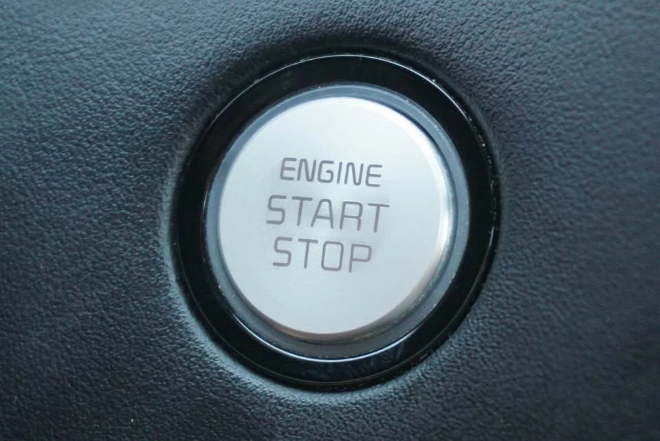 2019 Kia Stinger GT - Image 12 of 19