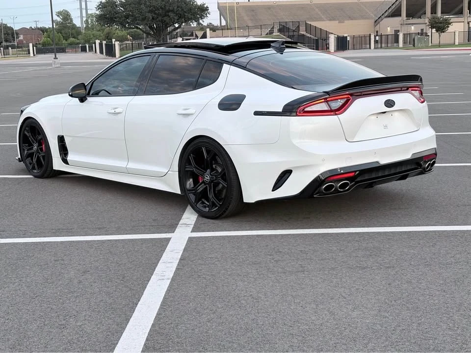 2019 Kia Stinger - Image 5 of 19