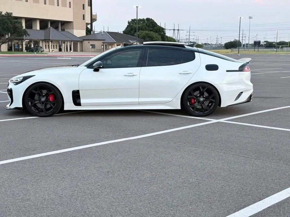 2019 Kia Stinger GT - Image 7 of 19