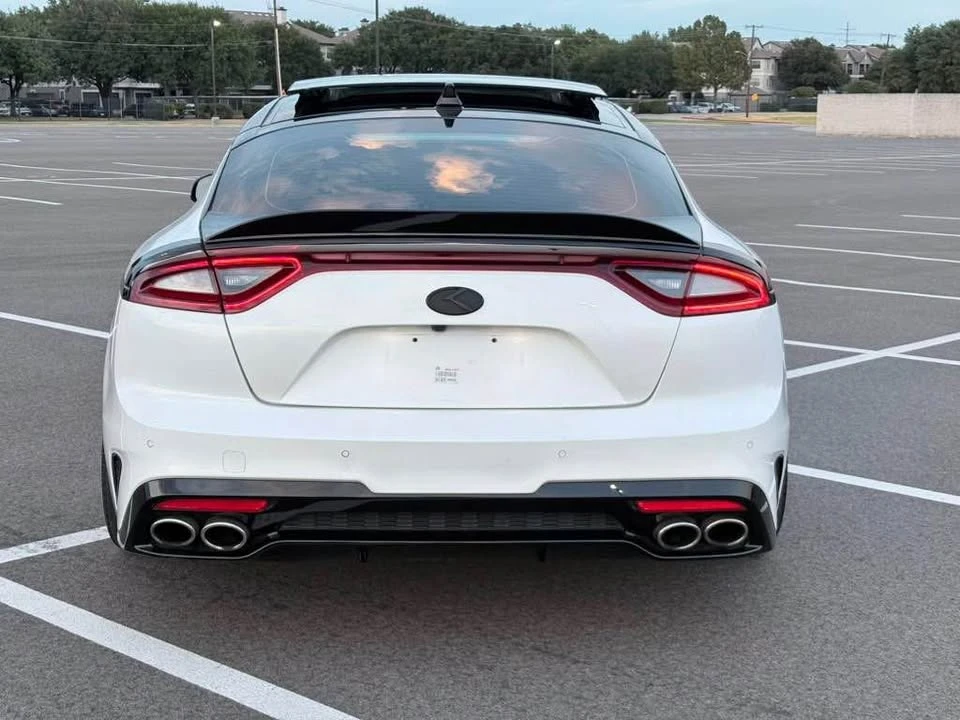 2019 Kia Stinger GT - Image 8 of 19