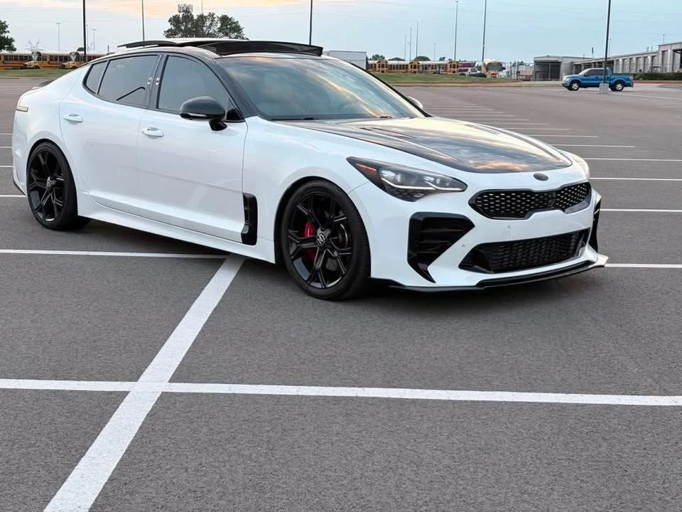 2019 Kia Stinger GT - Image 4 of 19