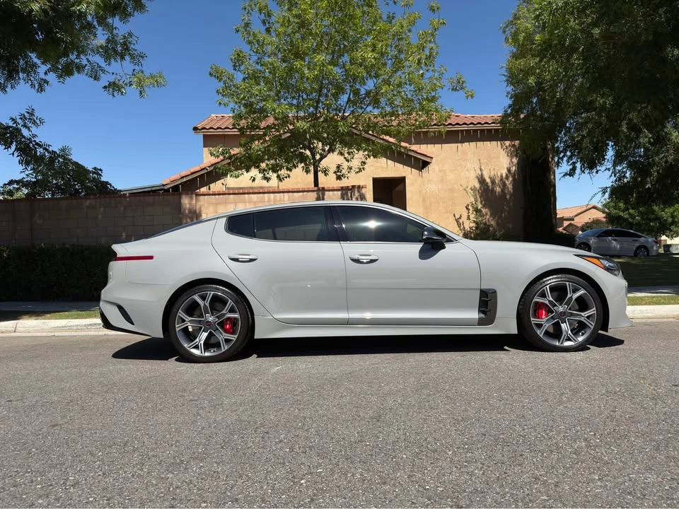 2019 Kia Stinger GT - Image 2 of 11