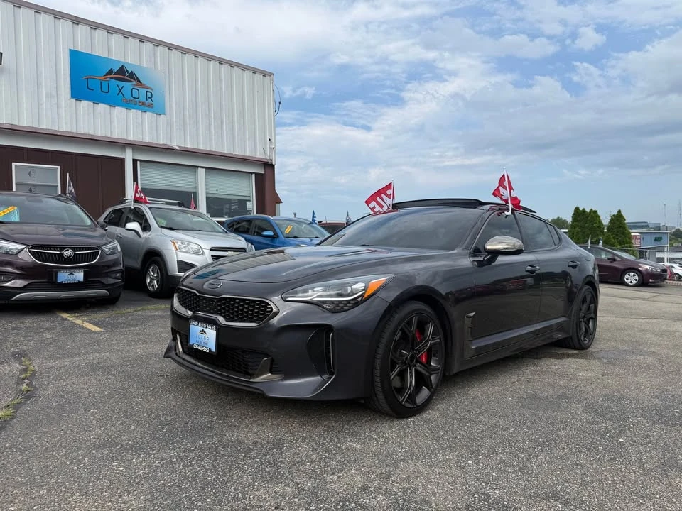 2019 Kia Stinger GT - Image 10 of 19