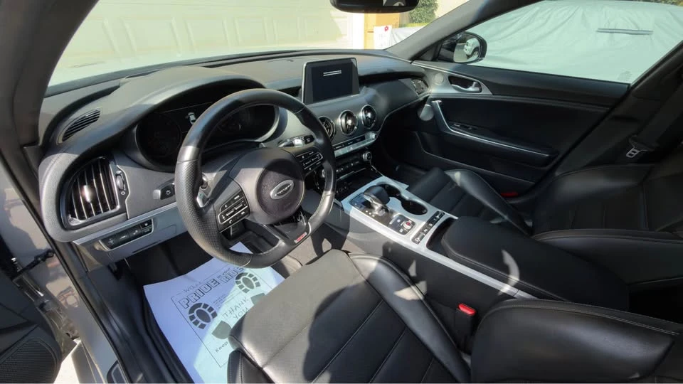 2019 Kia Stinger GT - Image 9 of 11