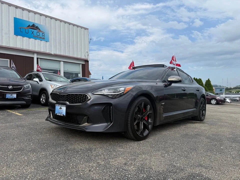 2019 Kia Stinger GT - Image 11 of 19