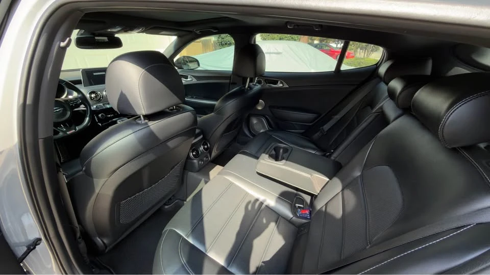 2019 Kia Stinger GT - Image 10 of 11