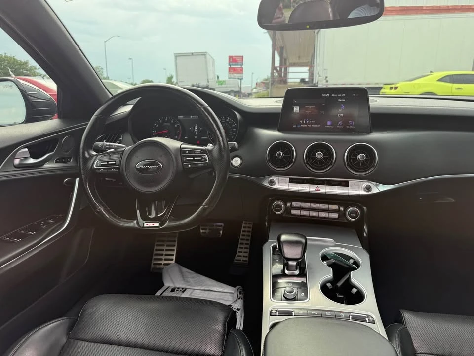 2019 Kia Stinger GT - Image 18 of 19
