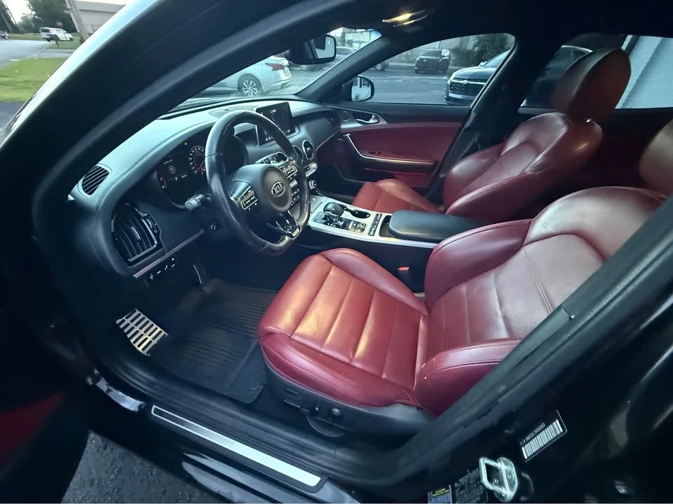 2019 Kia Stinger GT - Image 12 of 16
