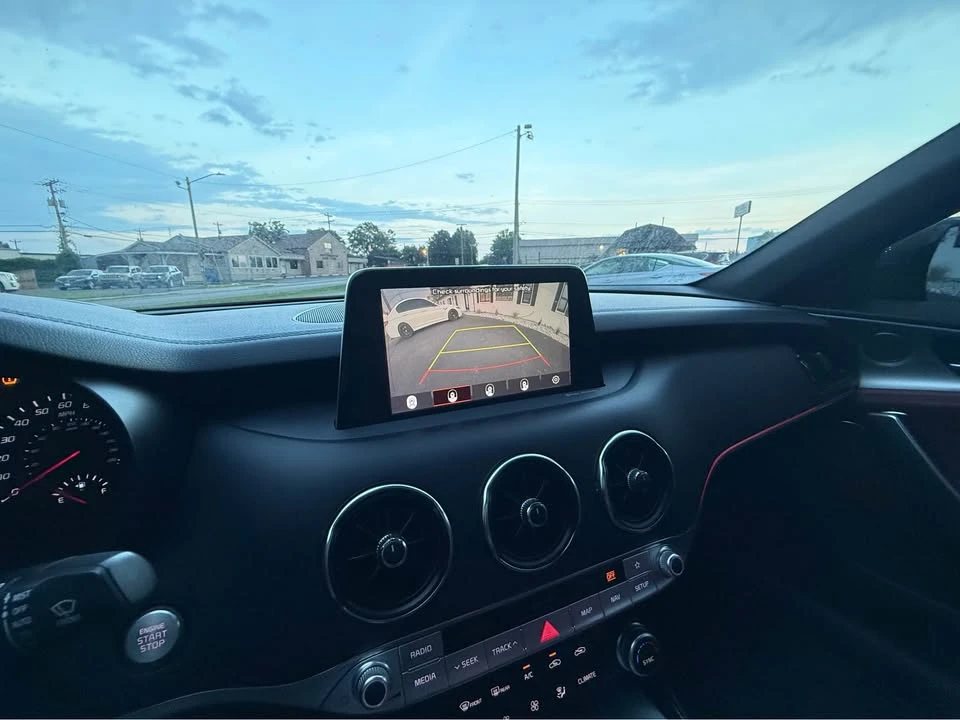 2019 Kia Stinger GT - Image 15 of 16