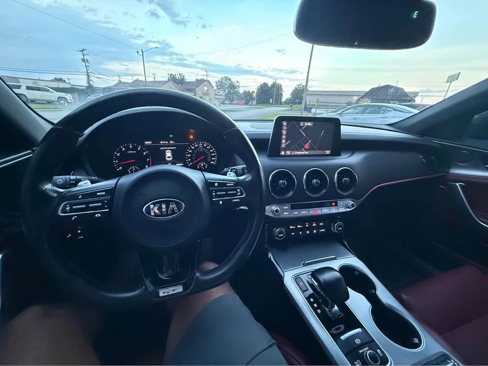 2019 Kia Stinger GT - Image 13 of 16