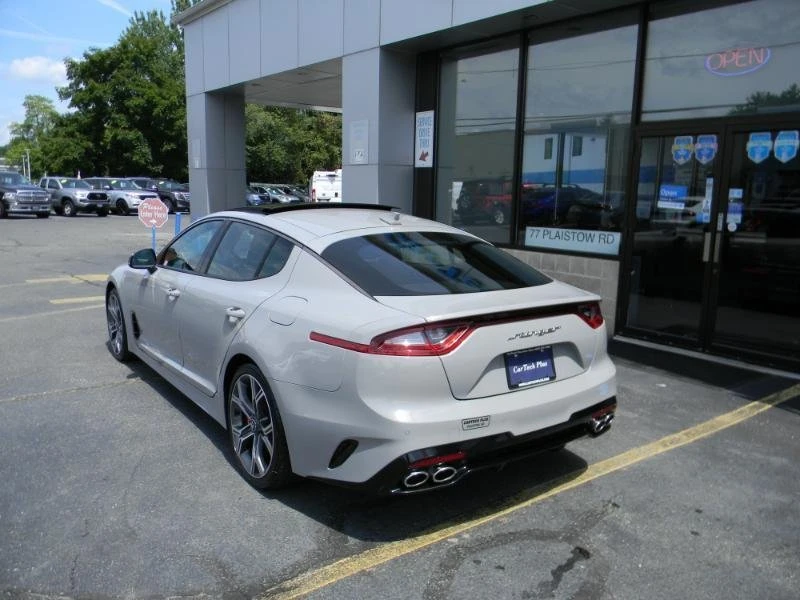 2019 Kia Stinger GT - Image 5 of 19