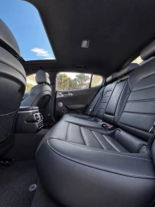 2019 Kia Stinger GT - Image 12 of 20