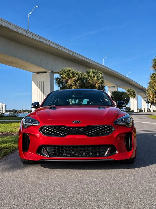 2019 Kia Stinger GT - Image 8 of 20