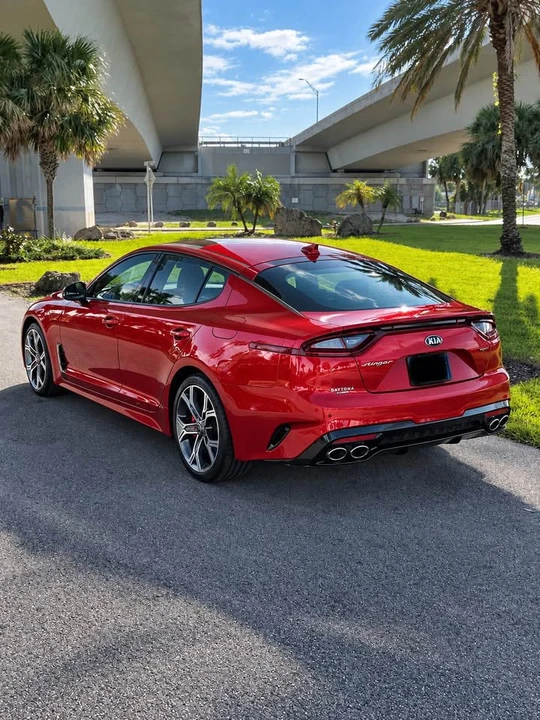 2019 Kia Stinger GT - Image 2 of 20