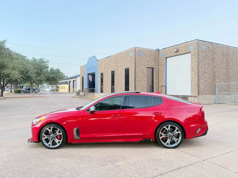 2019 Kia Stinger GT - Image 10 of 18