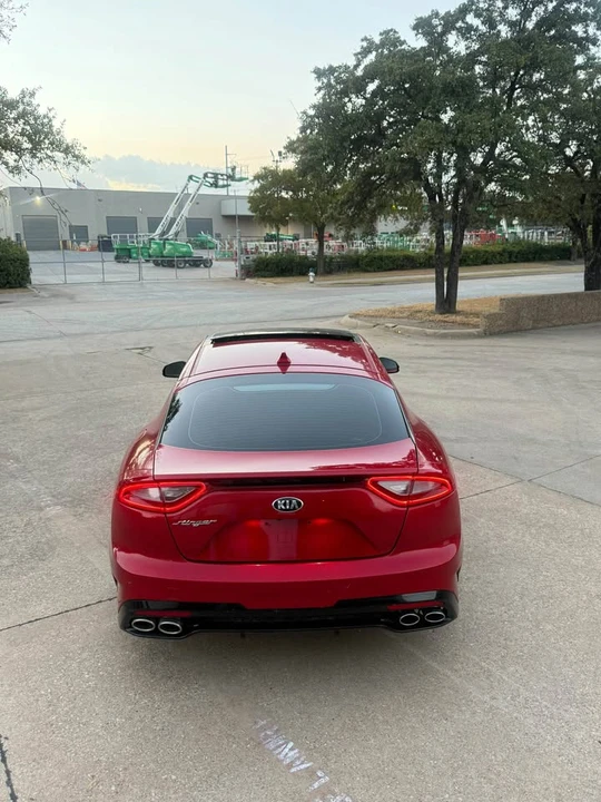 2019 Kia Stinger GT - Image 8 of 19