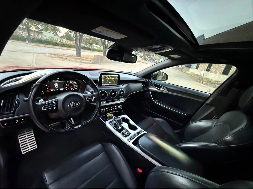 2019 Kia Stinger GT - Image 17 of 19