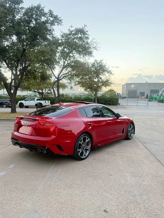 2019 Kia Stinger GT - Image 9 of 18