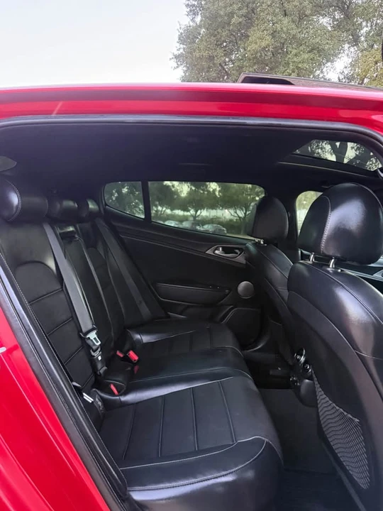 2019 Kia Stinger GT - Image 18 of 18