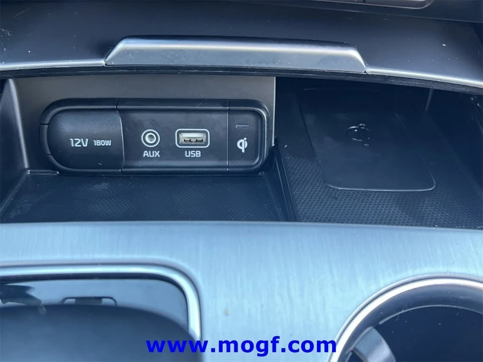 2019 Kia Stinger GT - Image 10 of 20