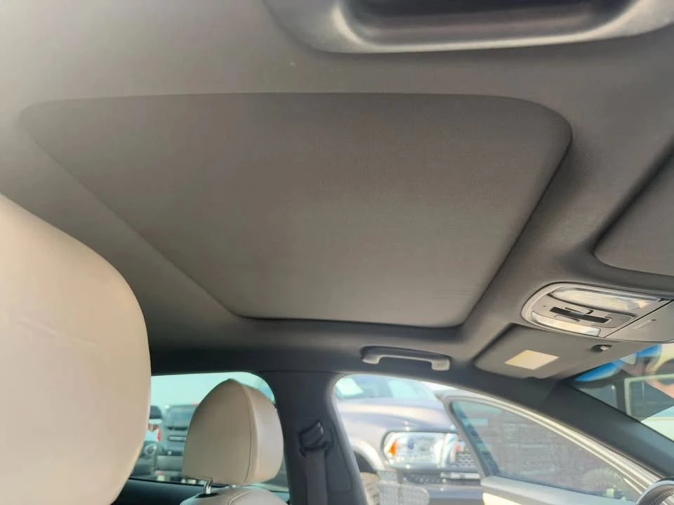 2019 Kia Stinger GT - Image 17 of 18