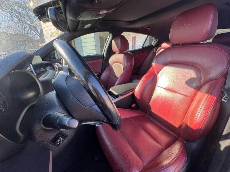 2019 Kia Stinger GT - Image 9 of 12