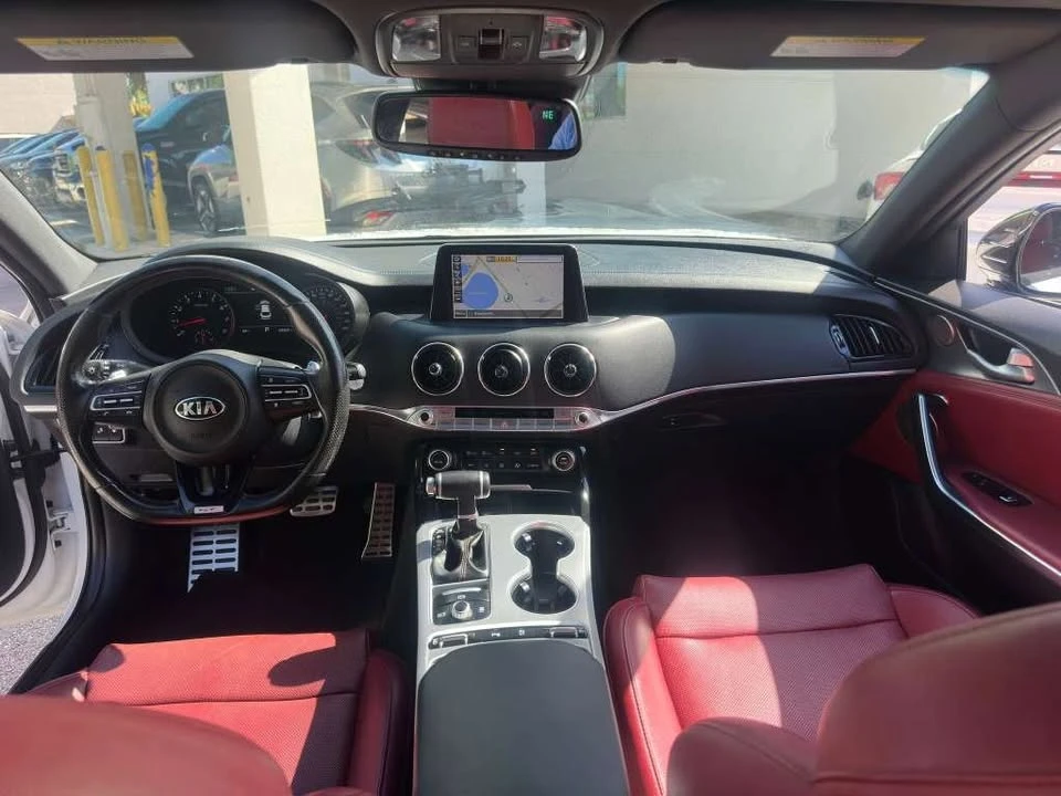 2019 Kia Stinger GT - Image 9 of 12