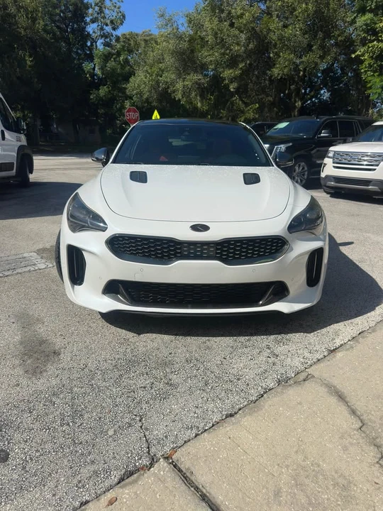 2019 Kia Stinger GT - Image 8 of 11