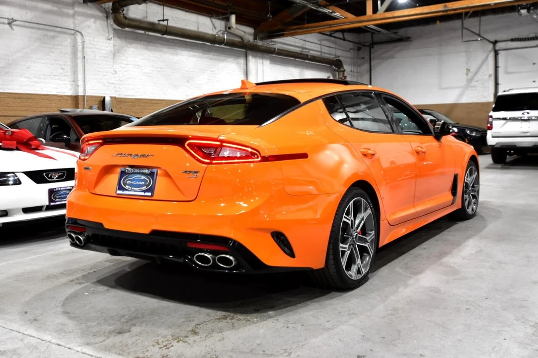2019 Kia Stinger GT - Image 10 of 12