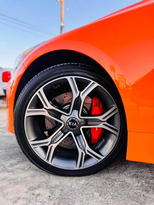 2019 Kia Stinger - Image 5 of 20