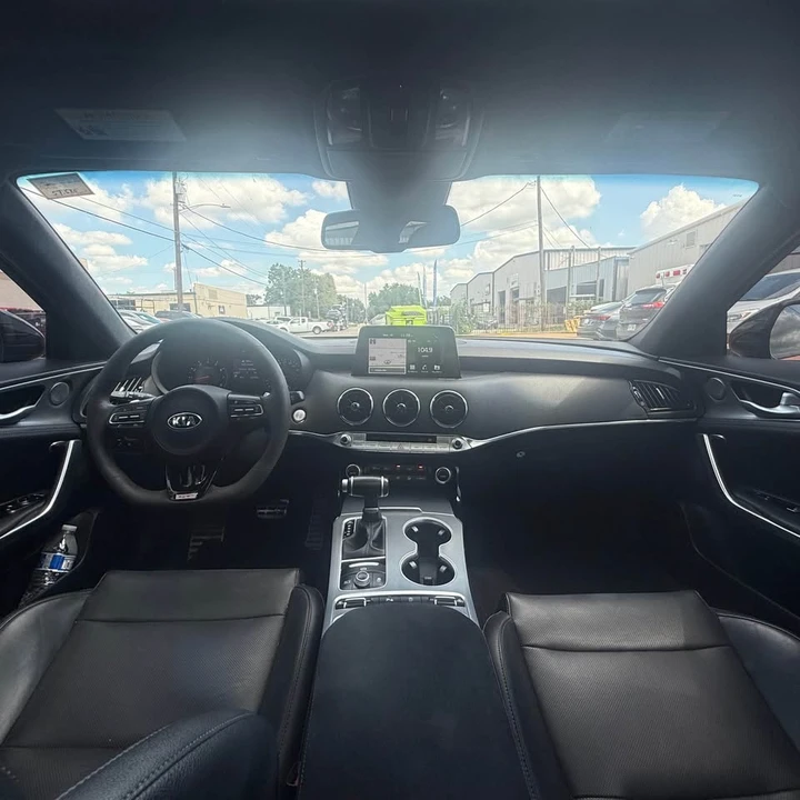 2019 Kia Stinger GT - Image 14 of 20