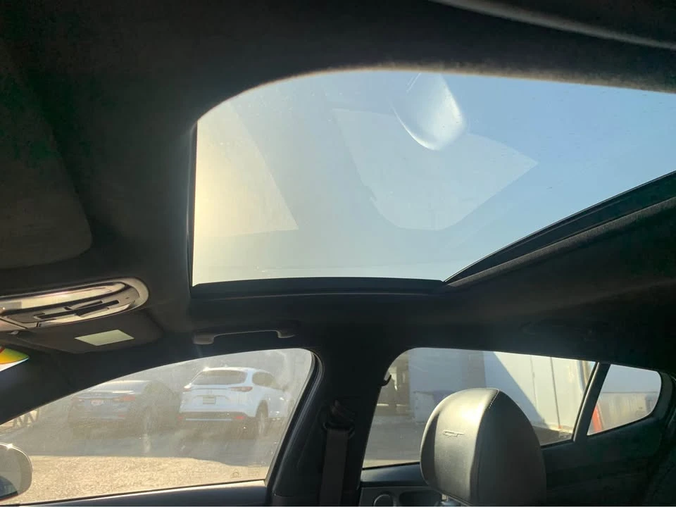 2019 Kia Stinger GT - Image 8 of 12