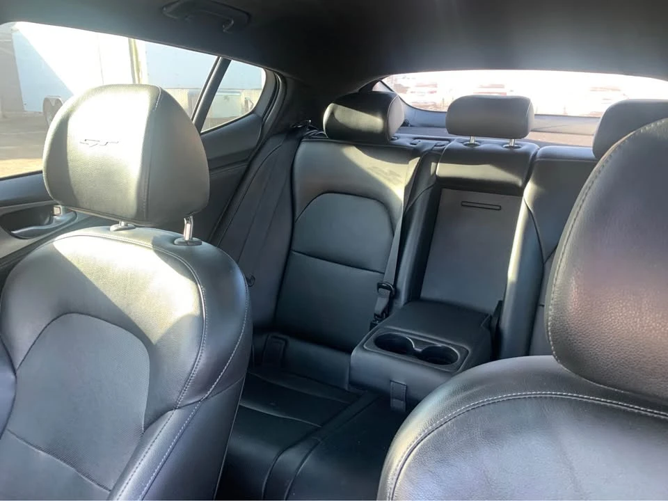 2019 Kia Stinger GT - Image 10 of 12