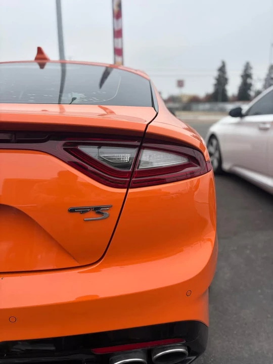 2019 Kia Stinger - Image 10 of 10