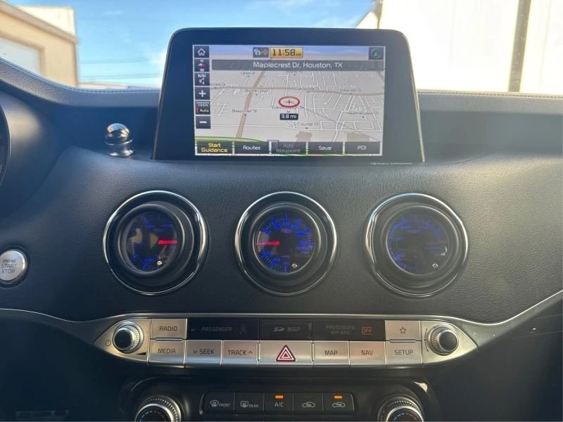 2019 Kia Stinger GT - Image 16 of 20