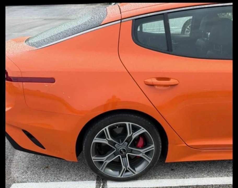 2019 Kia Stinger - Image 4 of 5