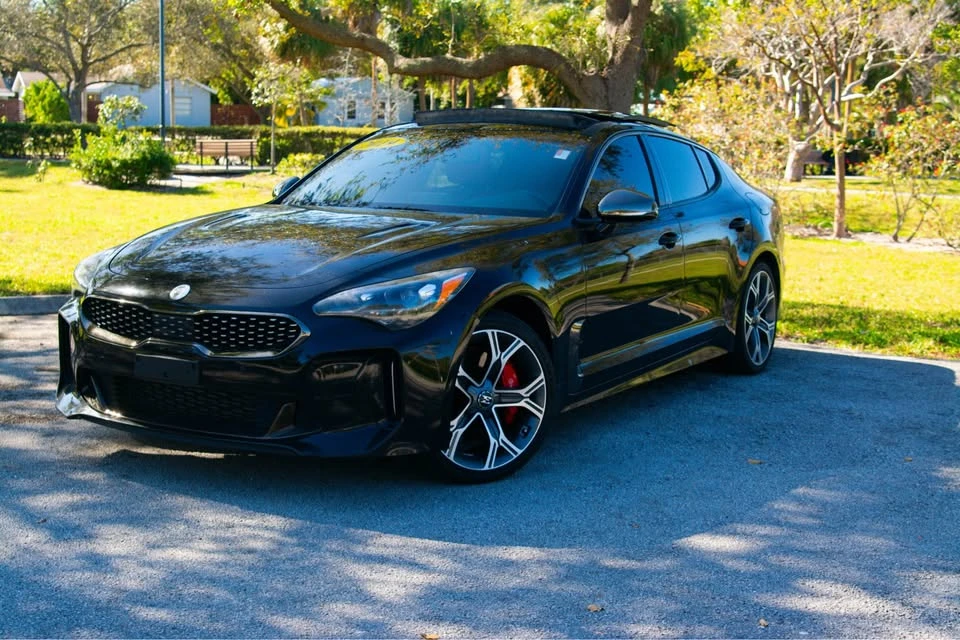 2019 Kia Stinger GT - Image 10 of 20