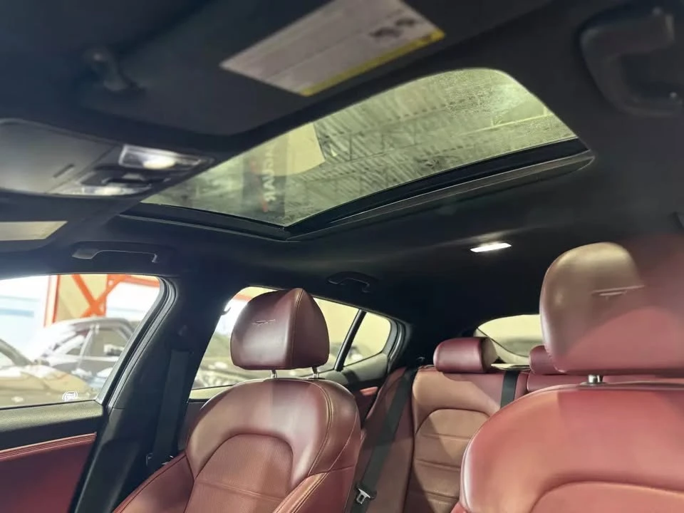 2019 Kia Stinger GT - Image 13 of 20