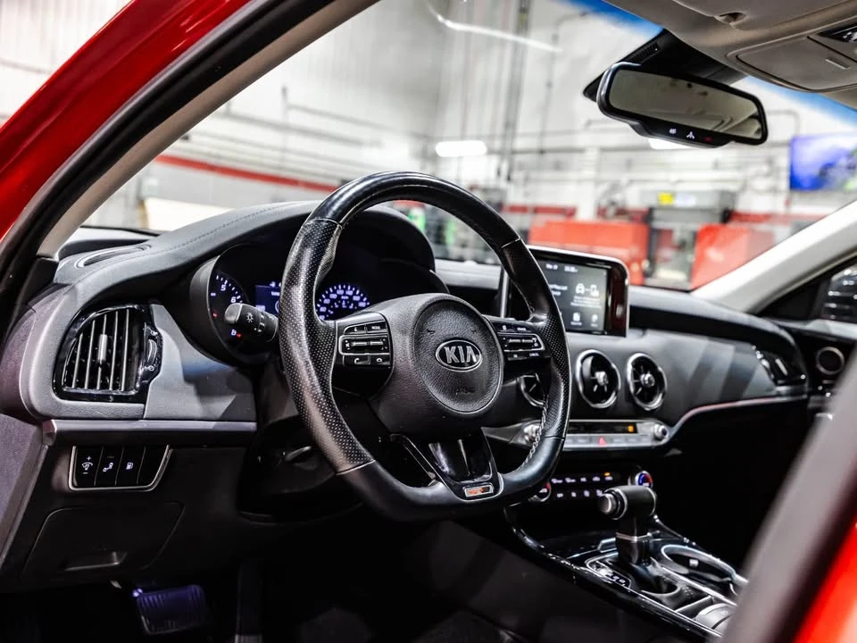 2019 Kia Stinger - Image 20 of 20