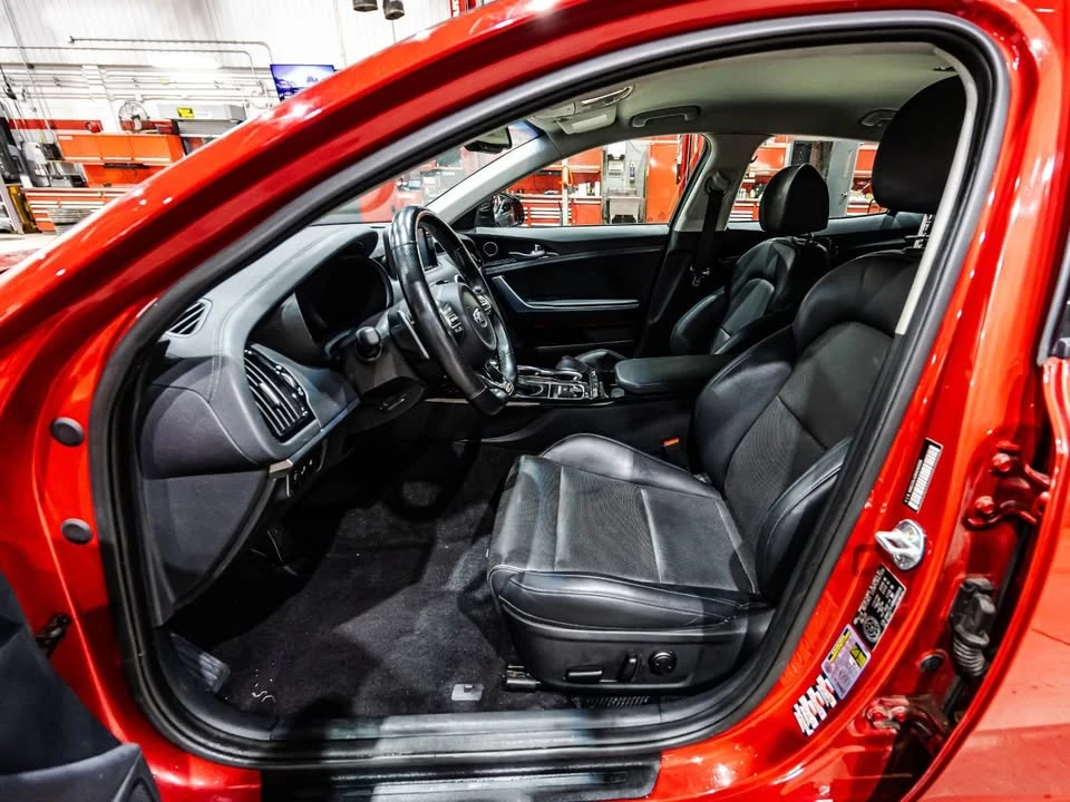 2019 Kia Stinger - Image 19 of 20