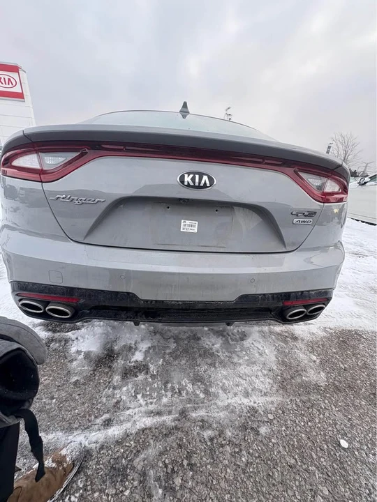 2019 Kia Stinger - Image 5 of 11